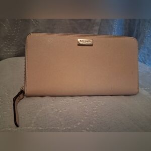 Kate Spade Pink Zip Wallet